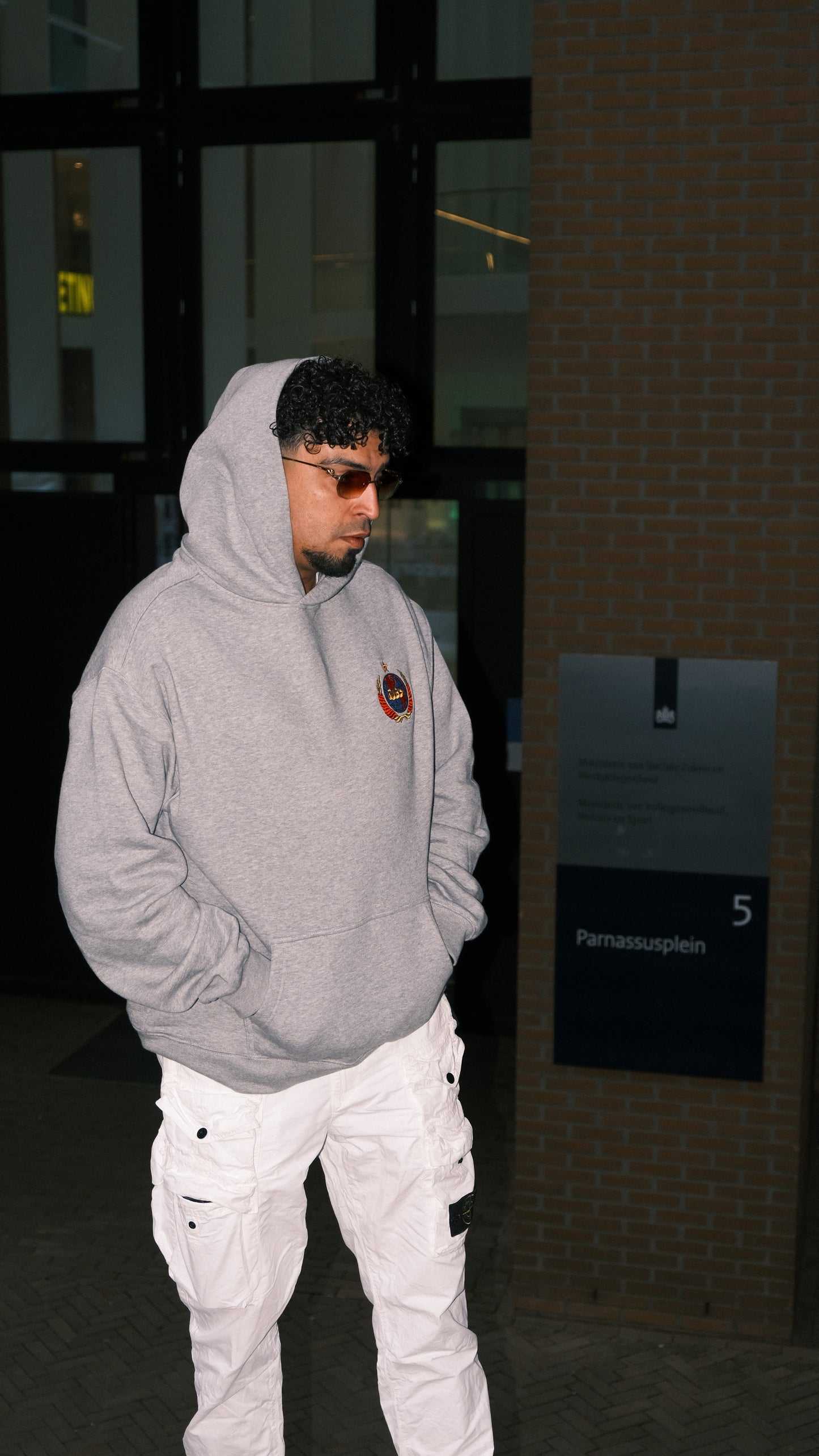 Heflapartij hoodie embroiderd
